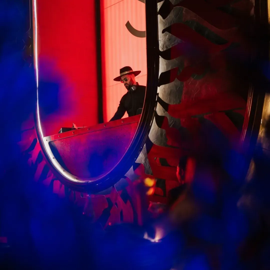 Sin — photo 3